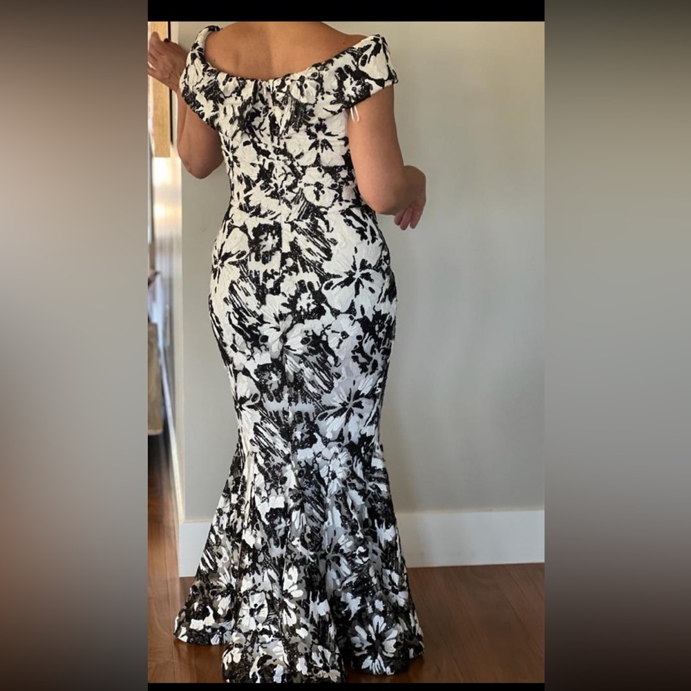 Brand NEW Black and white sequence floral long mermaid dress